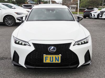 LEXUS IS - 3