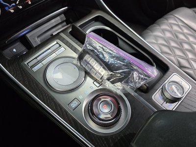 GENESIS GV80 - 9