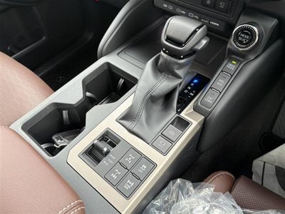 2025 Toyota LAND CRUISER 250 缩略图 24