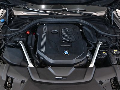BMW 7 SERIES - 7