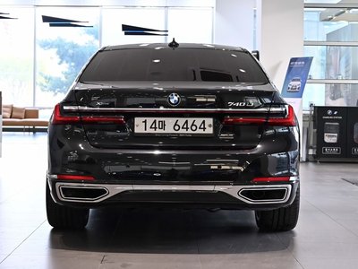 BMW 7 SERIES - 3
