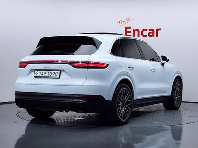 PORSCHE CAYENNE - 3