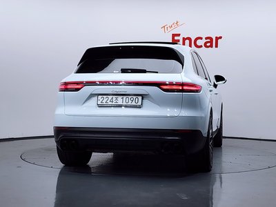 PORSCHE CAYENNE - 2