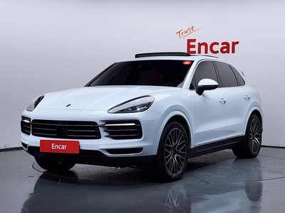 PORSCHE CAYENNE - 1
