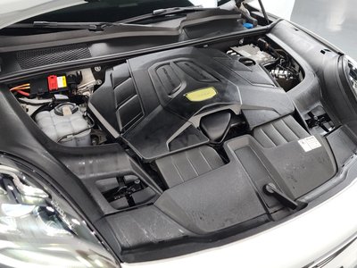PORSCHE CAYENNE - 7