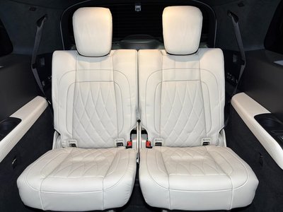 2024 Mercedes-BENZ GLS AMG — миниатюра 32