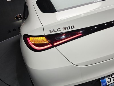 MERCEDES-BENZ GLC - 10