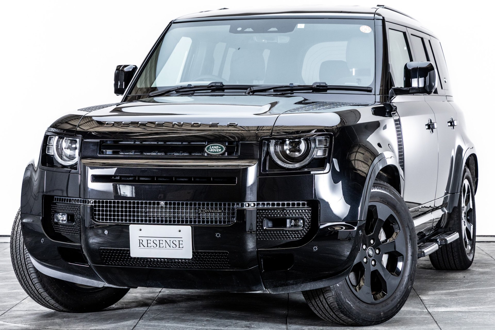 صورة 1 لـ 2023 LAND Rover DEFENDER