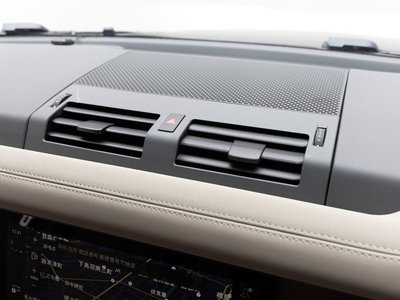 2023 LAND Rover DEFENDER thumbnail 112