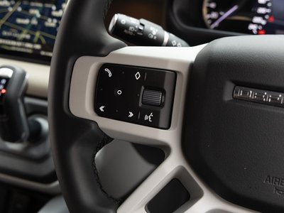 2023 LAND Rover DEFENDER thumbnail 121