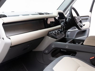 2023 LAND Rover DEFENDER thumbnail 95