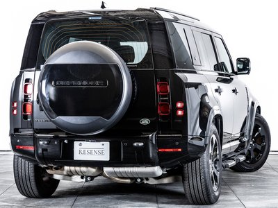 LAND ROVER DEFENDER - 3