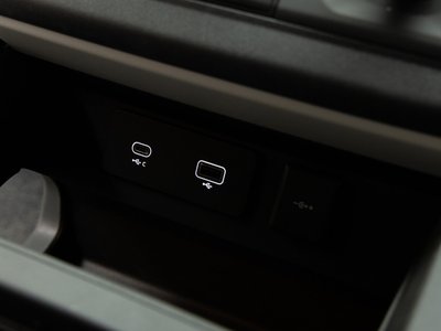 2023 LAND Rover DEFENDER thumbnail 115