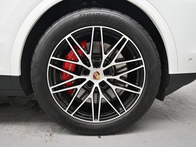 2025 Porsche CAYENNE 照片 6