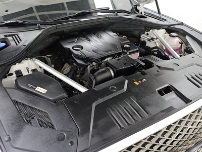 صورة 7 لـ 2021 Genesis GV70