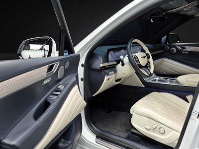 2024 Genesis GV80 thumbnail 11