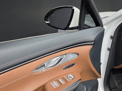 صورة مصغرة 30 لـ 2023 Genesis GV70