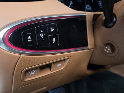 صورة مصغرة 28 لـ 2023 Genesis GV70