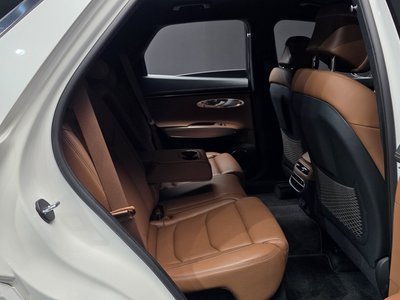 صورة مصغرة 18 لـ 2023 Genesis GV70