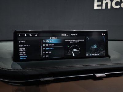 صورة مصغرة 22 لـ 2023 Genesis GV70