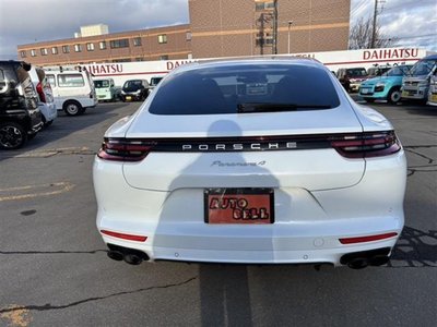 PORSCHE PANAMERA - 7