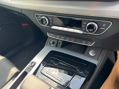 AUDI Q5 - 10
