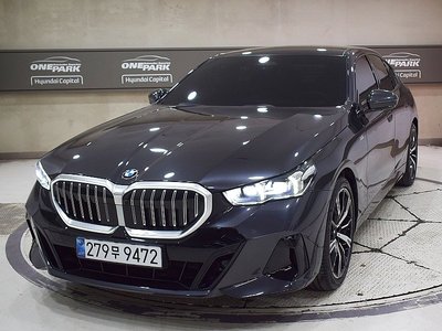 BMW 5 SERIES