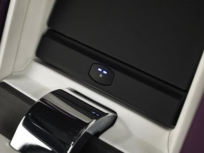 صورة 50 لـ 2025 ROLLS-ROYCE GHOST EWB 2026