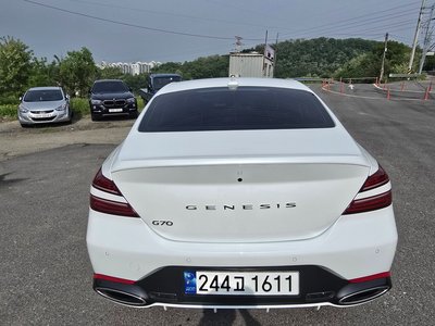 2023 Genesis THE NEW G70 photo 7