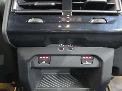 2025 BMW 5 SERIES thumbnail 18