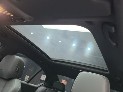 2025 BMW 5 SERIES thumbnail 25
