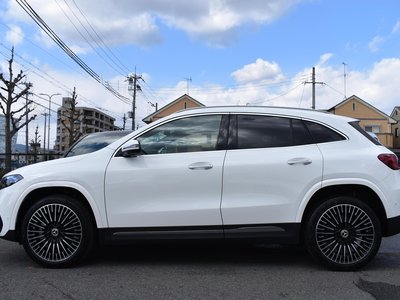 MERCEDES-BENZ EQA - 5