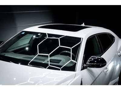 LAMBORGHINI URUS - 9