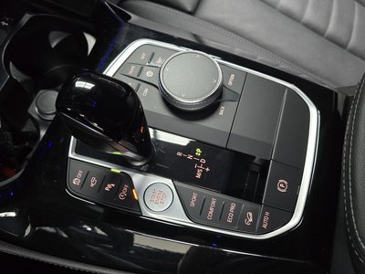 2023 BMW X4 — миниатюра 12