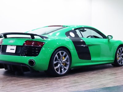 AUDI R8 - 8