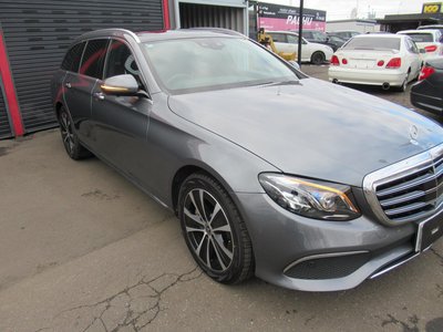 MERCEDES-BENZ E-CLASS WAGON - 2