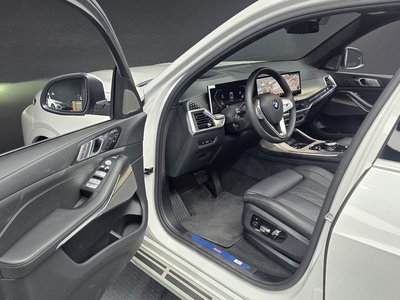 2025 BMW X7 缩略图 17