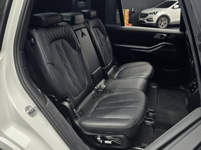 2025 BMW X7 缩略图 16