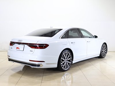 AUDI A8 - 2