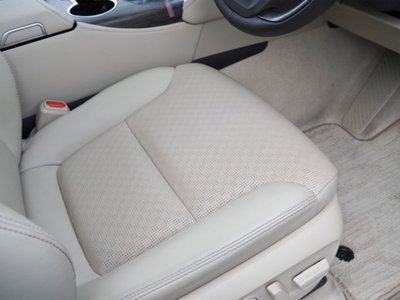 صورة مصغرة 25 لـ 2023 Toyota LAND CRUISER 300