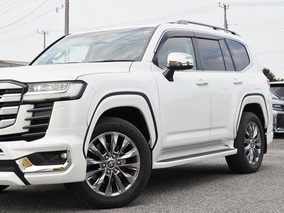 صورة مصغرة 12 لـ 2023 Toyota LAND CRUISER 300