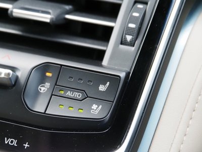صورة مصغرة 60 لـ 2023 Toyota LAND CRUISER 300