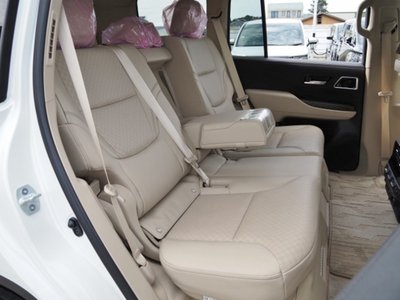 صورة مصغرة 29 لـ 2023 Toyota LAND CRUISER 300
