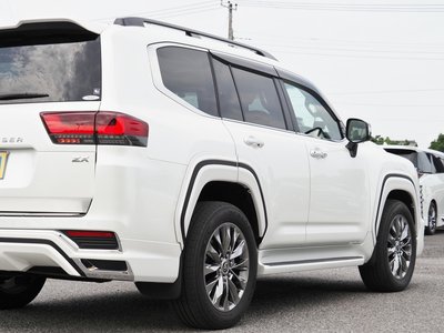 صورة مصغرة 13 لـ 2023 Toyota LAND CRUISER 300