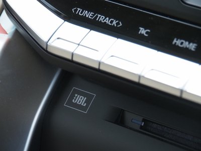 صورة مصغرة 46 لـ 2023 Toyota LAND CRUISER 300
