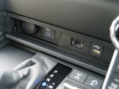 صورة مصغرة 58 لـ 2023 Toyota LAND CRUISER 300