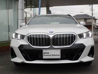 BMW 5 SERIES TOURING - 9