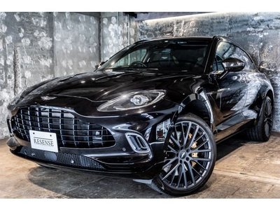 ASTON MARTIN DBX - 5