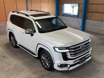 TOYOTA LAND CRUISER 300 - 2