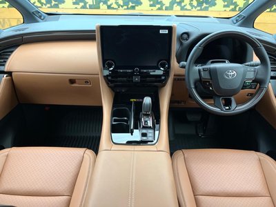 TOYOTA VELLFIRE - 2